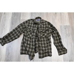 Vintage Pendleton Wool Flannel Shirt USA Made Plaid Button Up Men’s